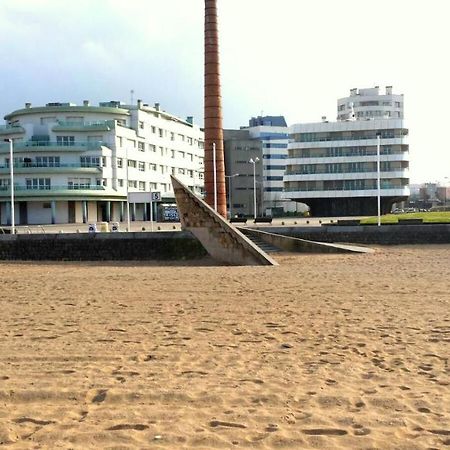 Apartamento Playa Poniente Apartment Gijon Exterior photo