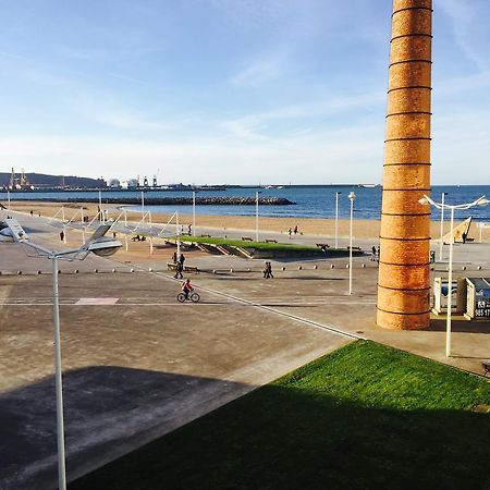 Apartamento Playa Poniente Gijon Exterior photo